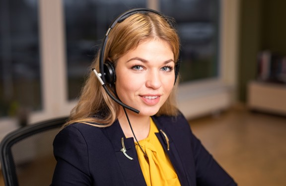 Susisiekite su mumis
